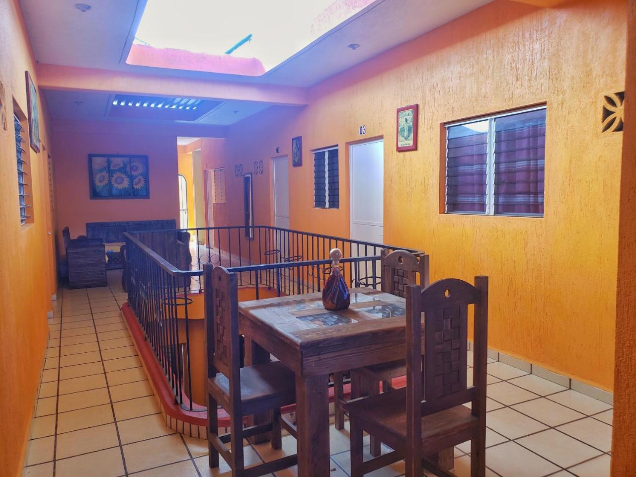 Отель Casa De Huespedes Cielito Lindo Санта-Крус-Хуатулко Экстерьер фото